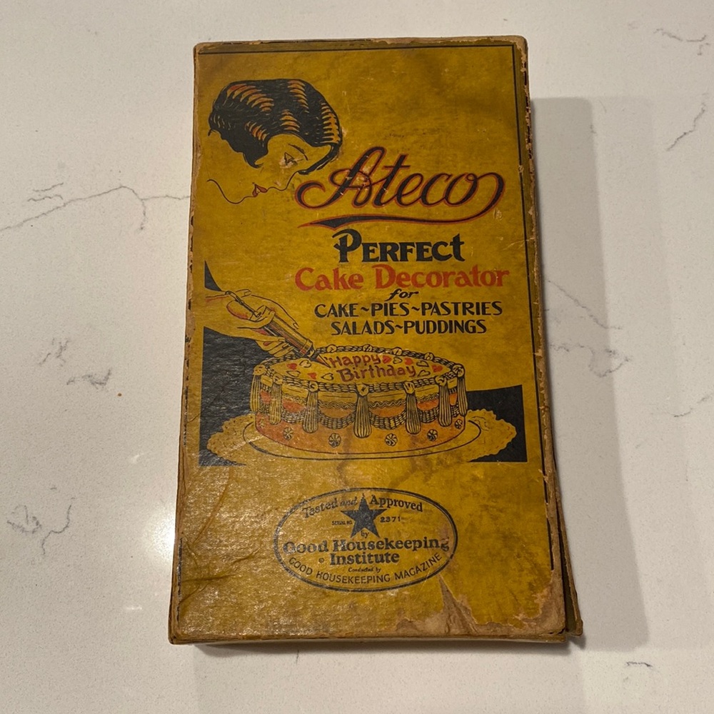 Vintage Ateco Piping Set